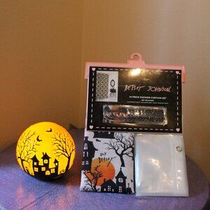 Betsey Johnson Haunted House Light Up Sphere Halloween Bath Set NWT